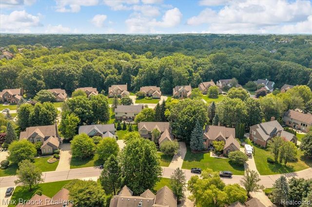 4086 Arcadia Drive, Rochester Hills, MI 48326