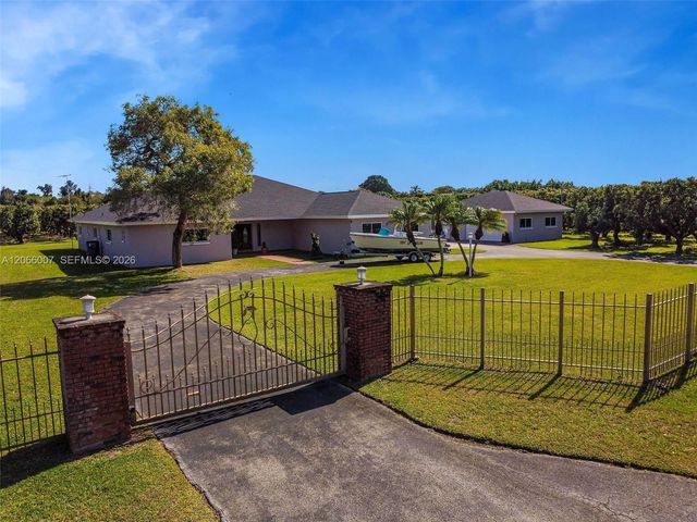 23505 SW 153rd Avenue, Homestead, FL 33032