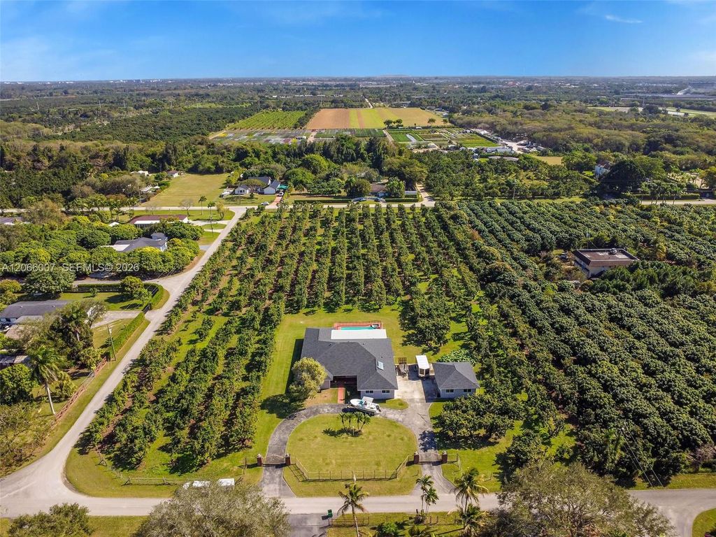 23505 SW 153rd Avenue, Homestead, FL 33032