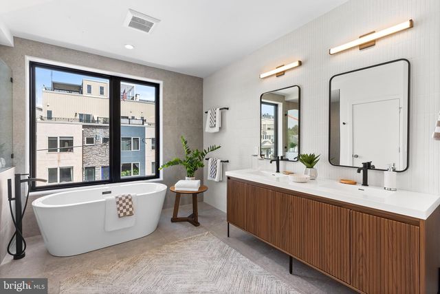 271 DELMAR ST, Philadelphia, PA 19128