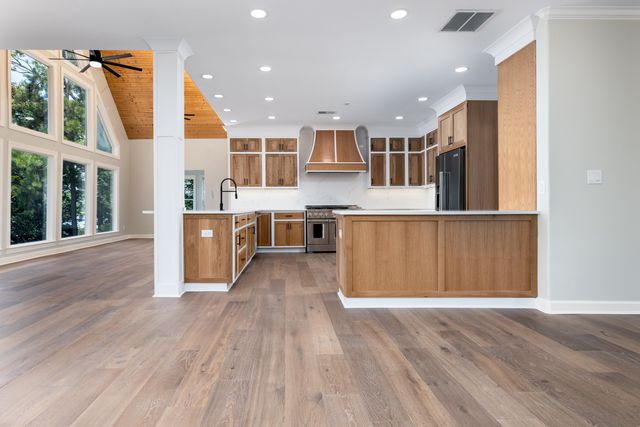 4175 CEDAR POINT RD, Lakeland, TN 38002