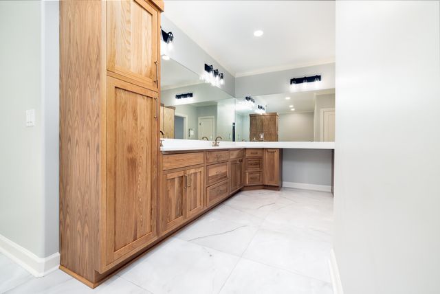 4175 CEDAR POINT RD, Lakeland, TN 38002