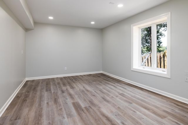 4175 CEDAR POINT RD, Lakeland, TN 38002