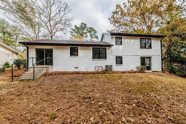 2916 SOUTHSHORE Drive, Macon, GA 31204