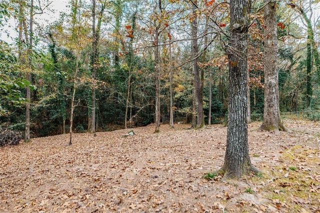 2916 SOUTHSHORE Drive, Macon, GA 31204