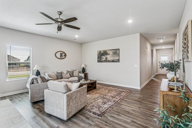 1602 N Topaz Ln, Mulvane, KS 67110