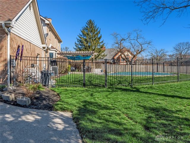 8800 Withersfield Court, Springboro, OH 45066