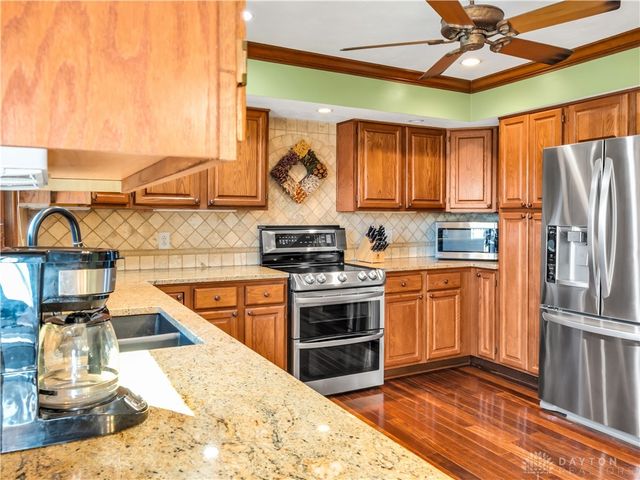 8800 Withersfield Court, Springboro, OH 45066