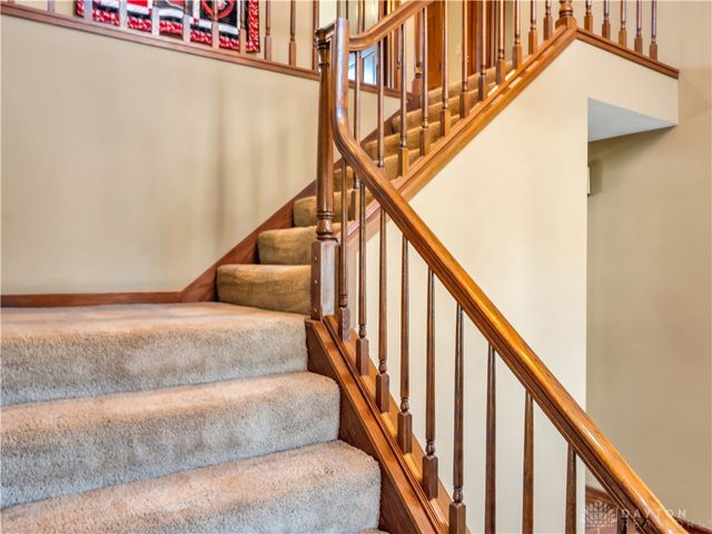 8800 Withersfield Court, Springboro, OH 45066