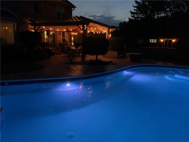 8800 Withersfield Court, Springboro, OH 45066