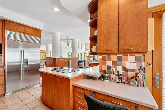 12302 N Madero DRIVE, Mequon, WI 53092
