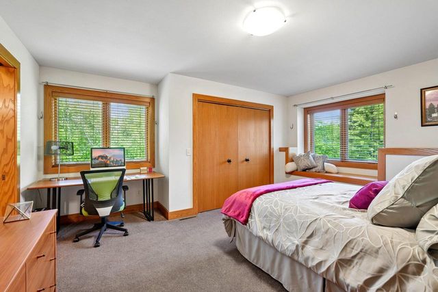 12302 N Madero DRIVE, Mequon, WI 53092