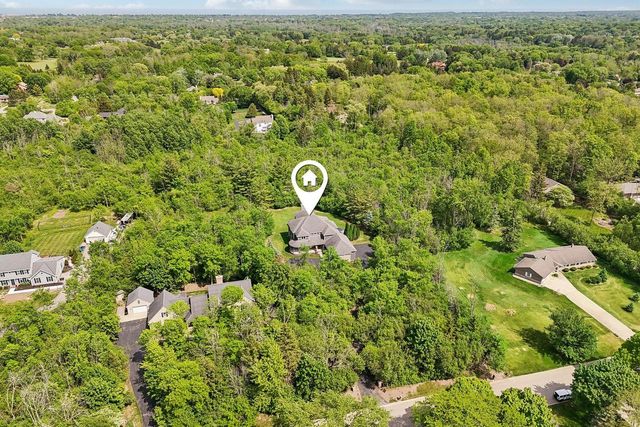 12302 N Madero DRIVE, Mequon, WI 53092