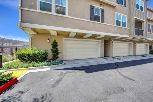 2708 Juniper Berry, Spring Valley, CA 91977