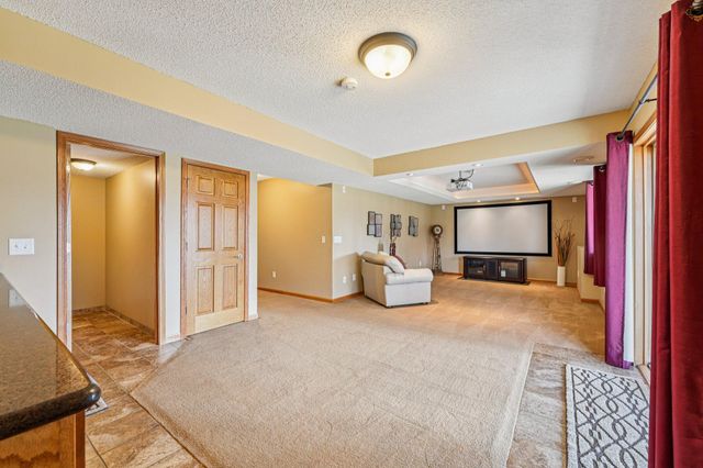 5669 Oak View Court, Savage, MN 55378