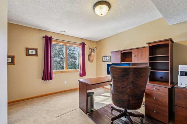 5669 Oak View Court, Savage, MN 55378