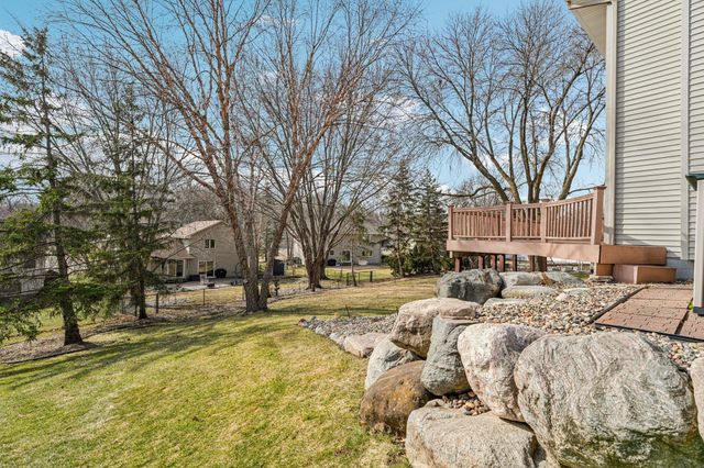 5669 Oak View Court, Savage, MN 55378