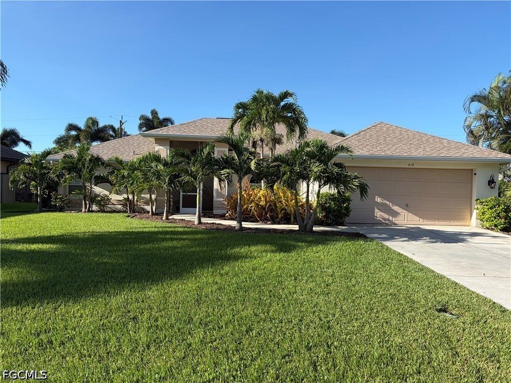 618 SE 18th ST, Cape Coral, FL 33990