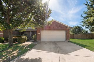 7408 Lazy Spur Boulevard, Fort Worth, TX 76131