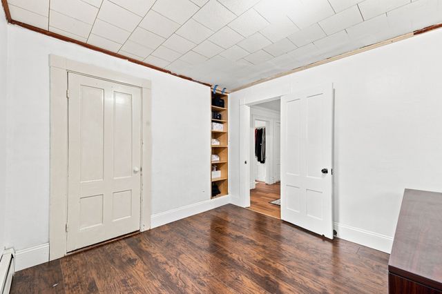 30 Prospect St, Pepperell, MA 01463