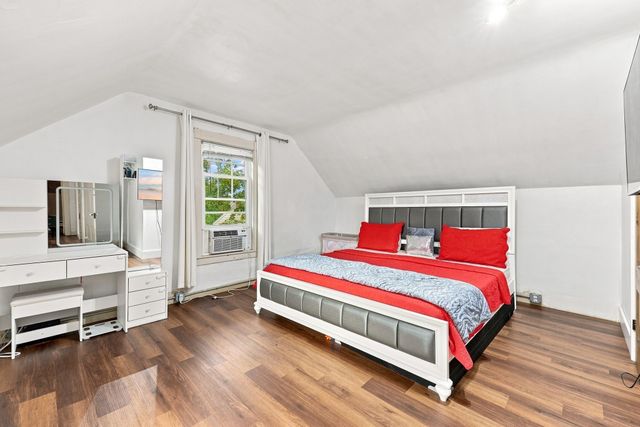 30 Prospect St, Pepperell, MA 01463