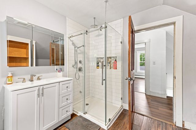 30 Prospect St, Pepperell, MA 01463