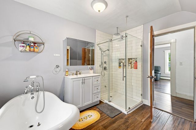 30 Prospect St, Pepperell, MA 01463