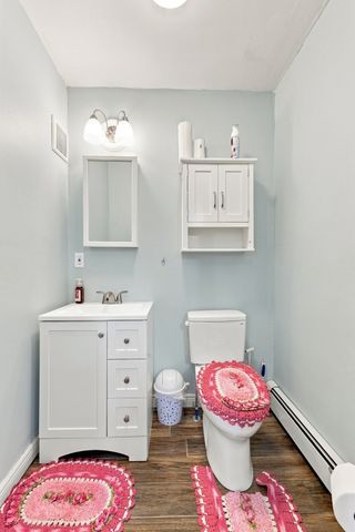 30 Prospect St, Pepperell, MA 01463
