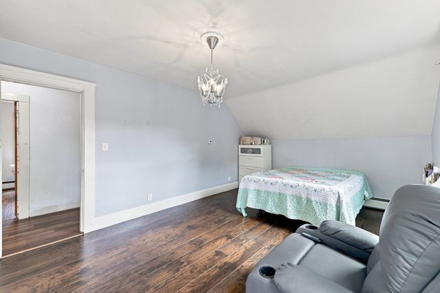 30 Prospect St, Pepperell, MA 01463