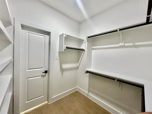 5710 Delmack Street B, Houston, TX 77032