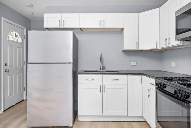 22408 Strassburg Avenue, Sauk Village, IL 60411