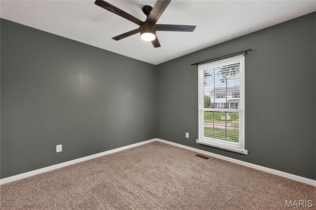 3036 Country Knoll Drive, St Charles, MO 63303
