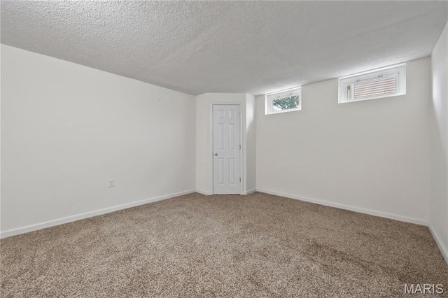 3036 Country Knoll Drive, St Charles, MO 63303
