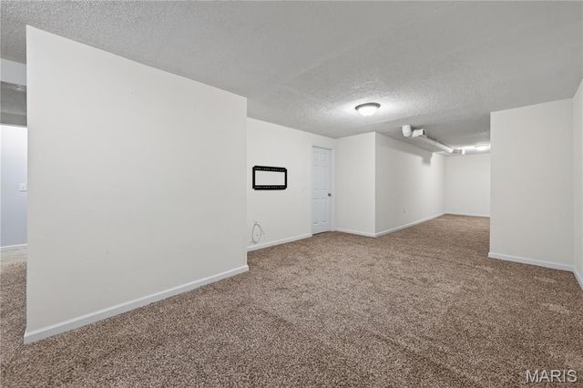 3036 Country Knoll Drive, St Charles, MO 63303