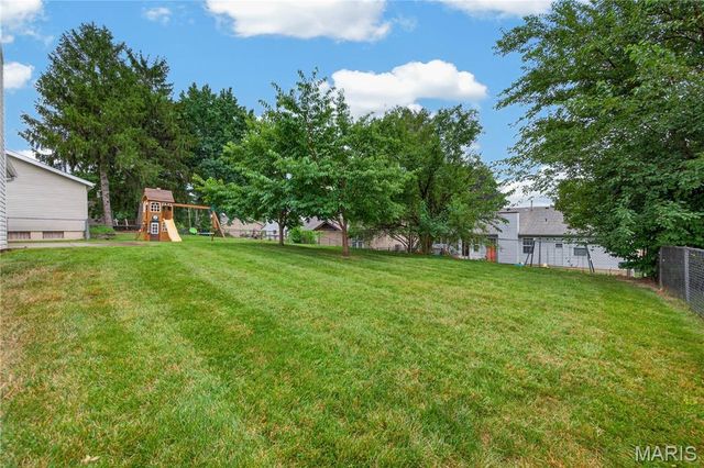 3036 Country Knoll Drive, St Charles, MO 63303