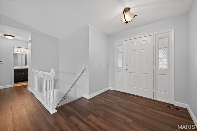3036 Country Knoll Drive, St Charles, MO 63303