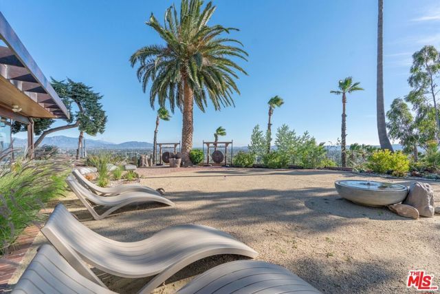 17728 Ridgeway Road, Granada Hills (los Angeles), CA 91344