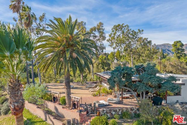 17728 Ridgeway Road, Granada Hills (los Angeles), CA 91344