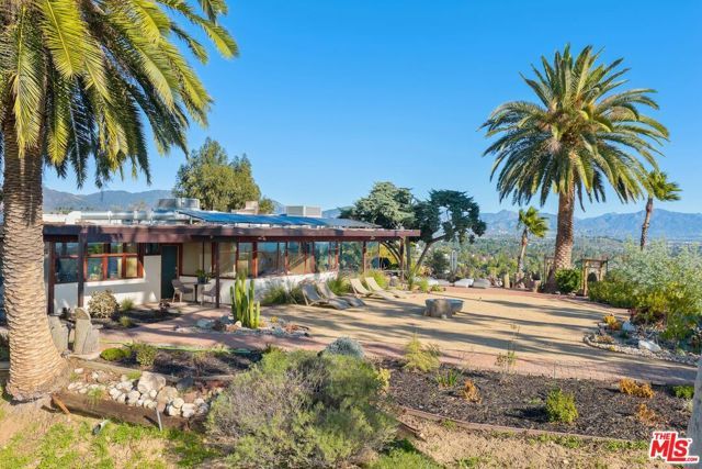 17728 Ridgeway Road, Granada Hills (los Angeles), CA 91344