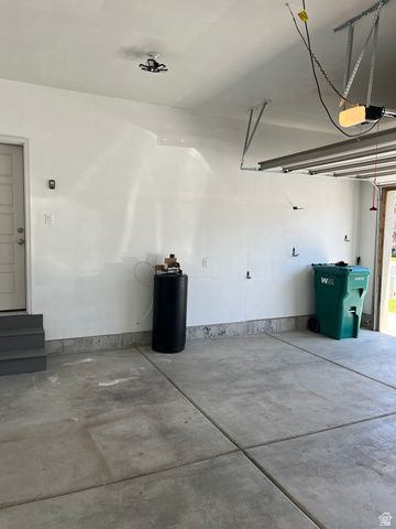 1729 S HAVEN PKWY, West Haven, UT 84401