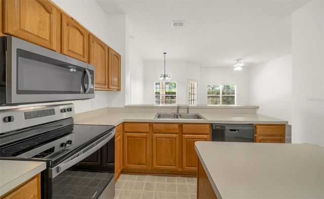 970 N SPRING GARDEN AVENUE 212, Deland, FL 32720