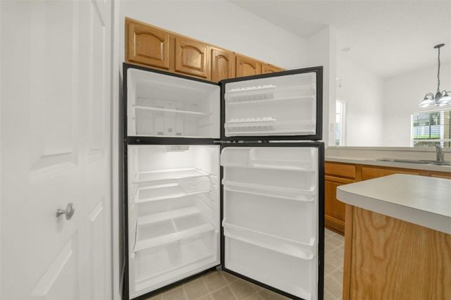 970 N SPRING GARDEN AVENUE 212, Deland, FL 32720