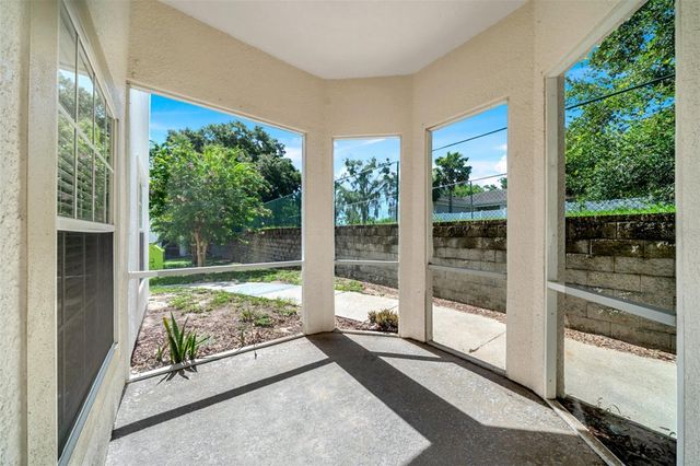 970 N SPRING GARDEN AVENUE 212, Deland, FL 32720