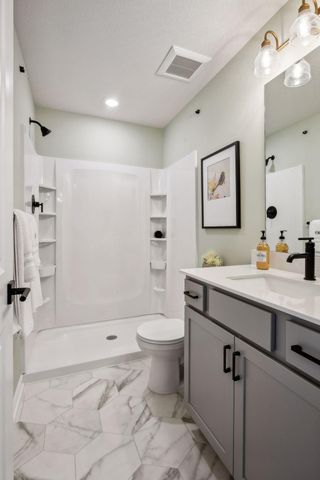 1542 Philipp Way, Shakopee, MN 55379