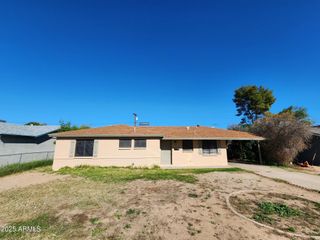 3710 W LUKE Avenue, Phoenix, AZ 85019