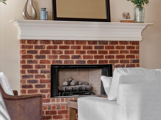 927 Westbrook Dr, Gallatin, TN 37066