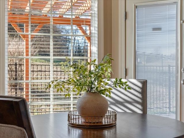 927 Westbrook Dr, Gallatin, TN 37066