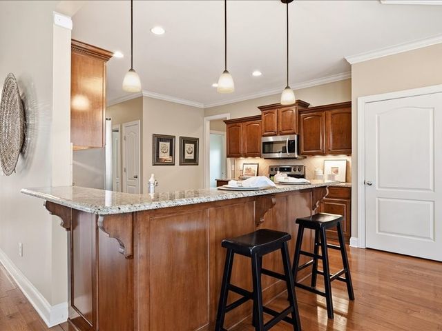 927 Westbrook Dr, Gallatin, TN 37066