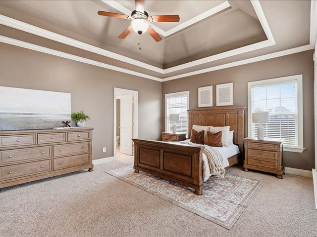 927 Westbrook Dr, Gallatin, TN 37066