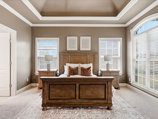 927 Westbrook Dr, Gallatin, TN 37066